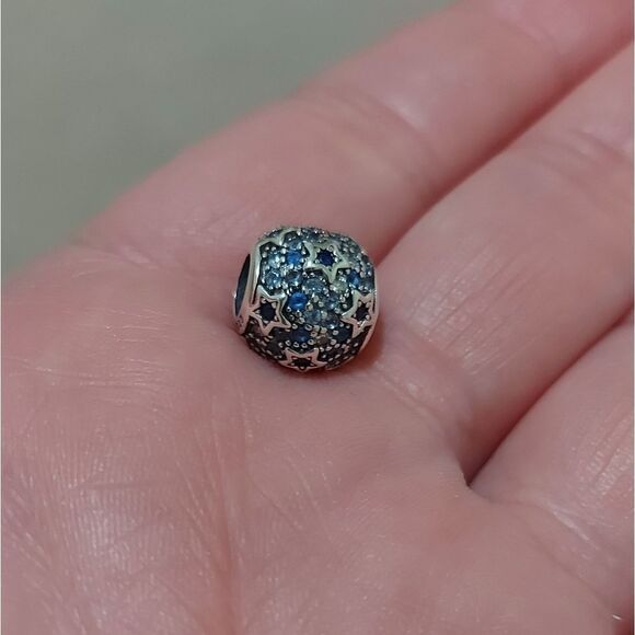 925 Sterling Silver Stars Charm - Picture 8 of 10